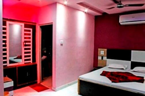 Hotel Roshan Varanasi Exterior foto