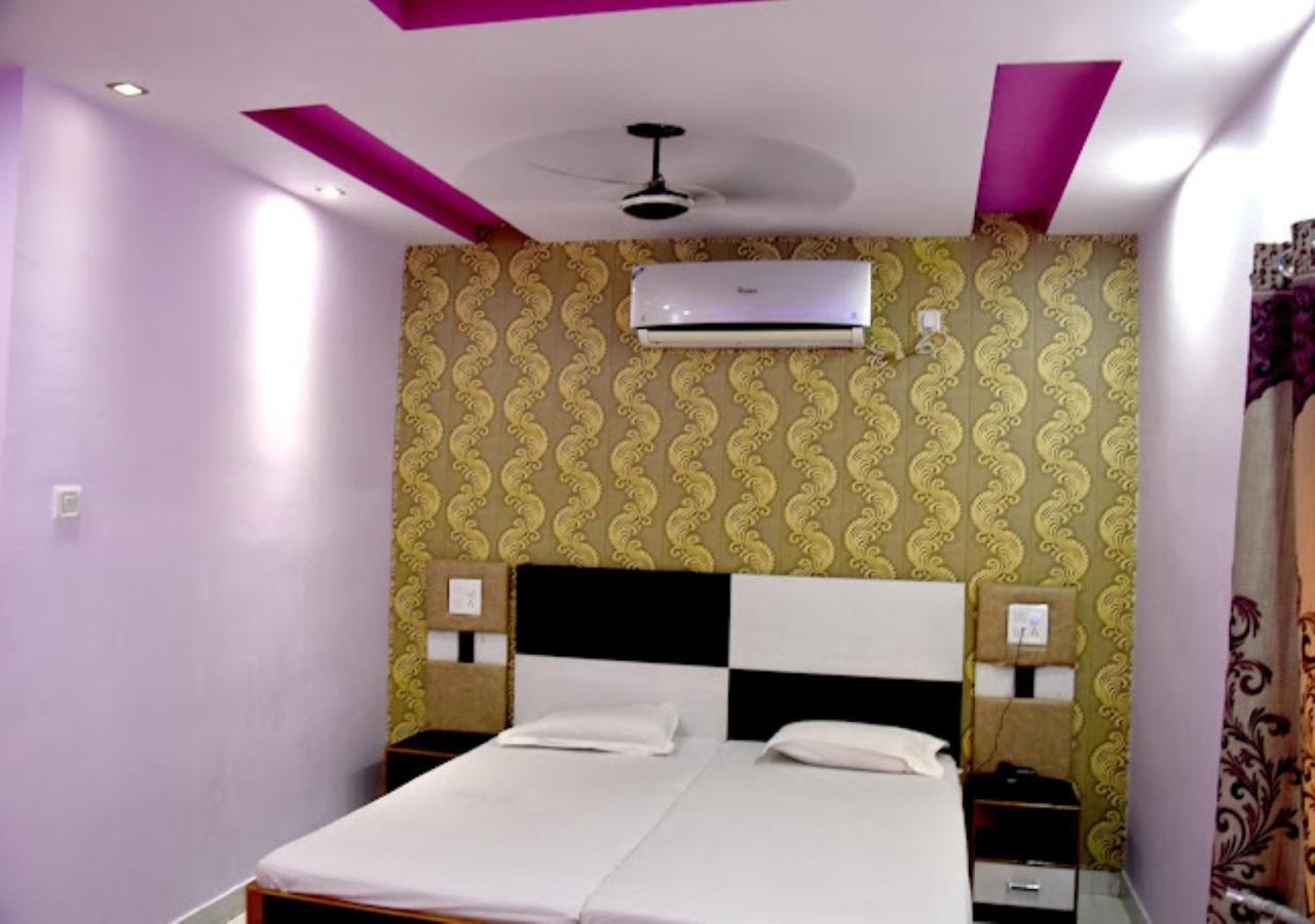 Hotel Roshan Varanasi Exterior foto